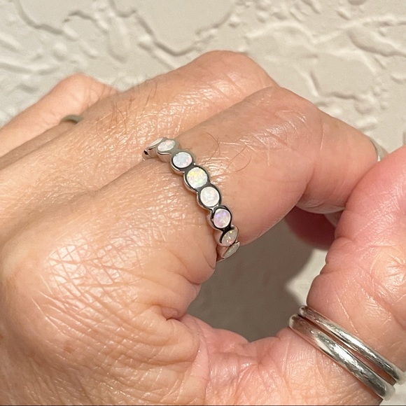 💕TOP SELLER💕 Silver Eternity White Lab Opal Band, Silver Ring, Wedding Bands - Picture 4 of 12